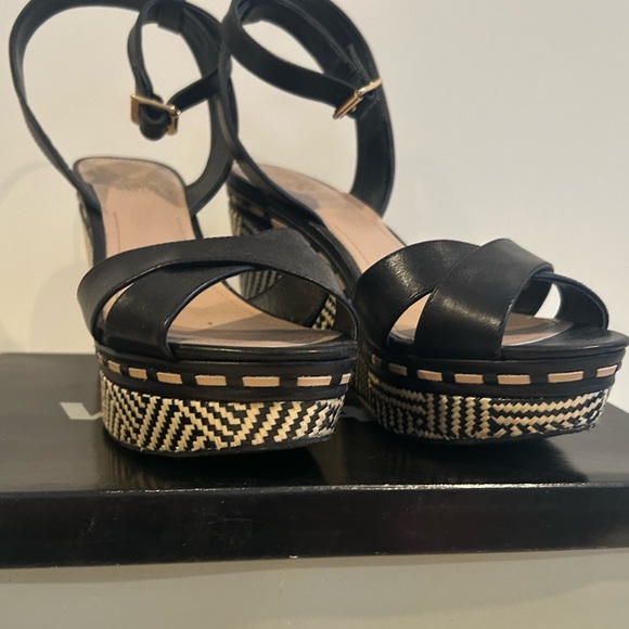 Vince Camino Strappy Platforms - Picture 7 of 11